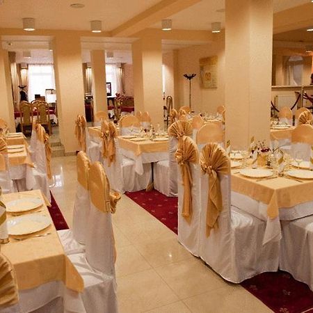 Hotel Ary Kaloşvar Dış mekan fotoğraf